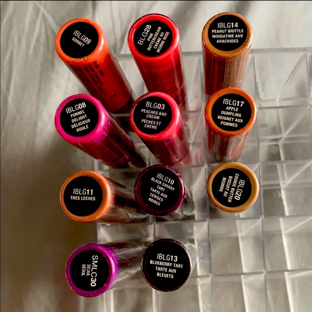 2 nyx lip gloss